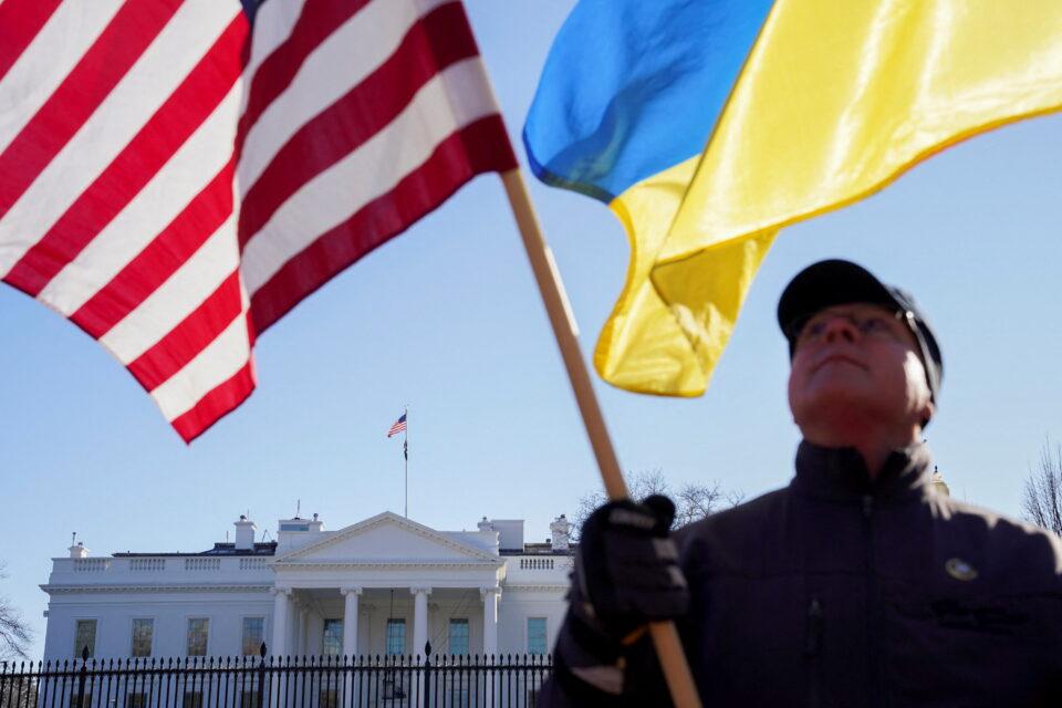 2022-01-29T214256Z_161706919_RC279S9Z8BJ1_RTRMADP_3_UKRAINE-CRISIS-USA-960x640.jpg