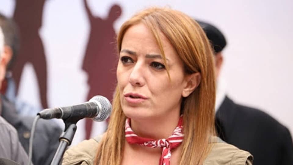 Aysemden-Akin-960x540.jpg