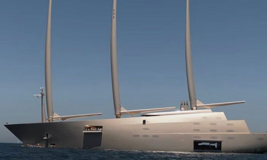 b_yacht.jpg