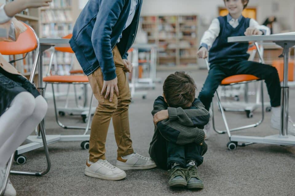 bullying-school-960x640.jpg
