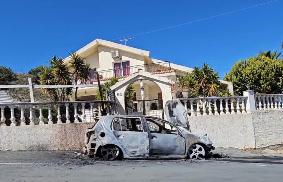 Burned-out-car-Pissouri-960x619.jpg
