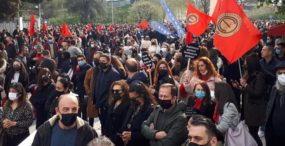 feature-esra-Last-months-protest-over-the-failing-economy-960x493.jpg