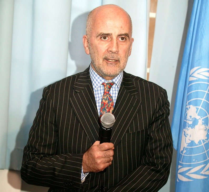 feature-jean-Alvaro-de-Soto-had-a-well-tended-beard-and-an-elegantly-checkered-shirt.jpg