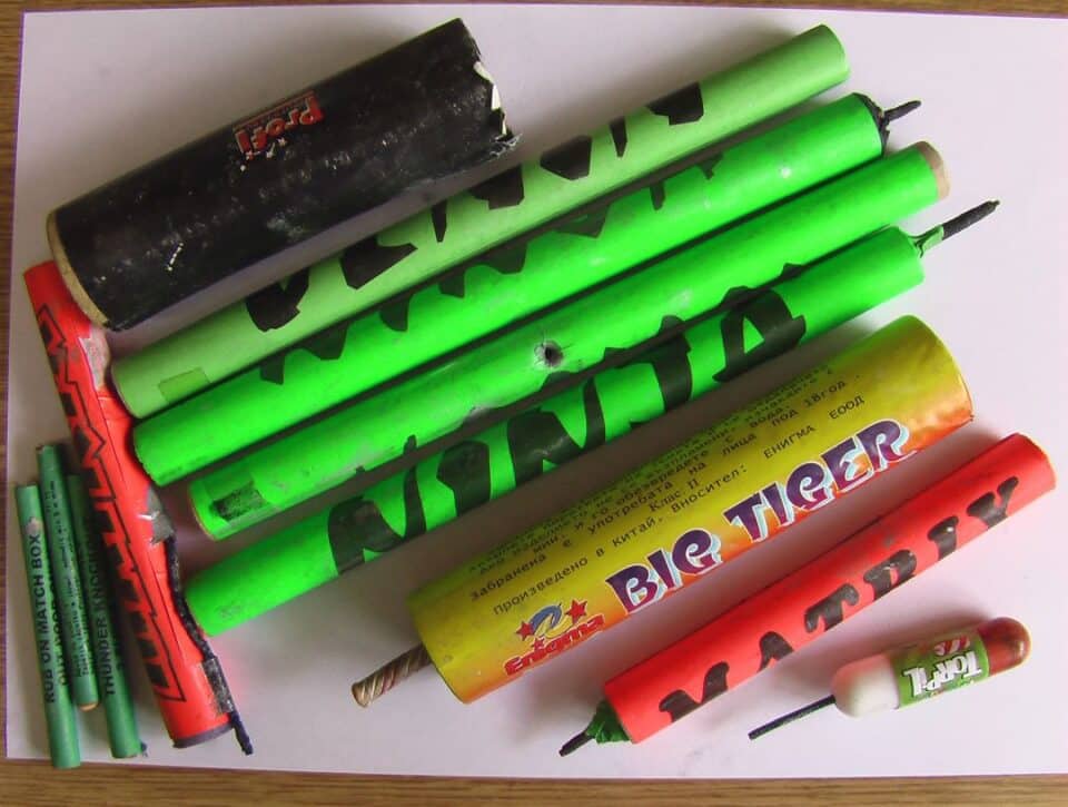 firecrackers-960x725.jpg