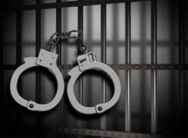 handcuffs-03.jpg