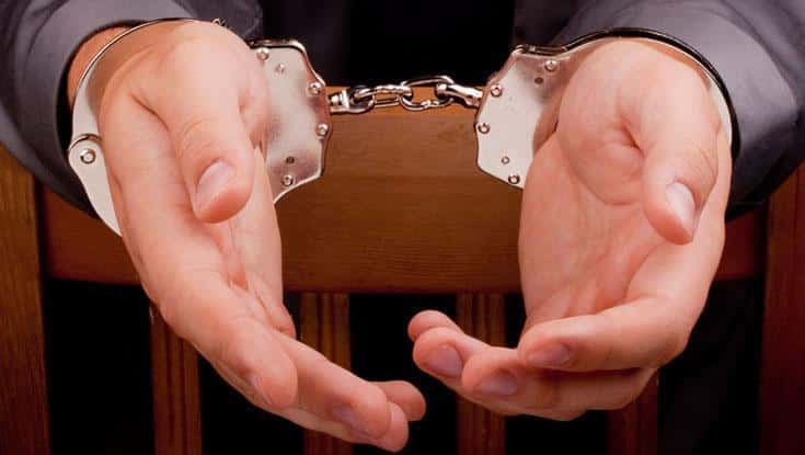 handcuffs-05.jpg