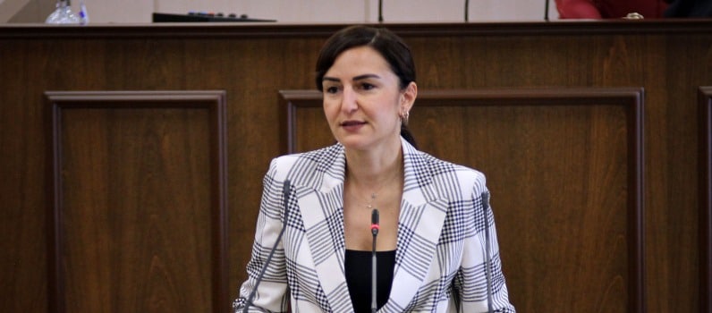 jale-refik-rogers.jpg