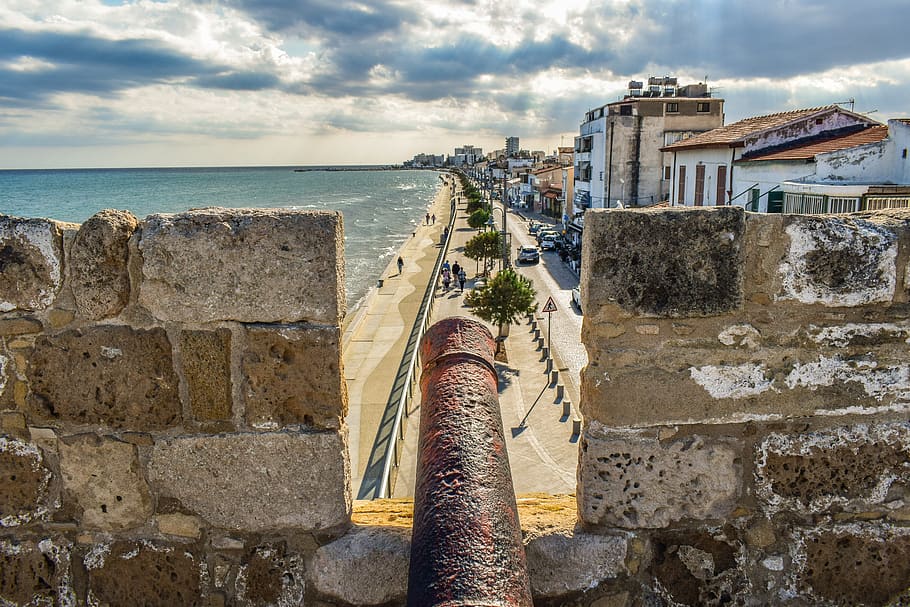 larnaca.jpg