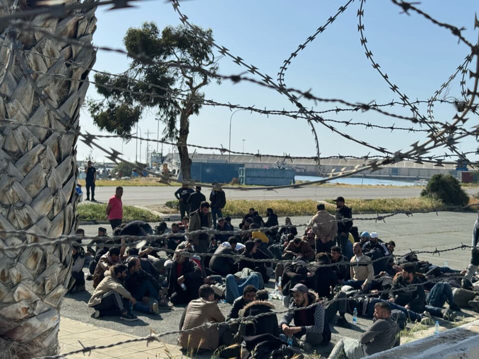 Migrants-in-Larnaca-CNA-photo-960x720.jpg