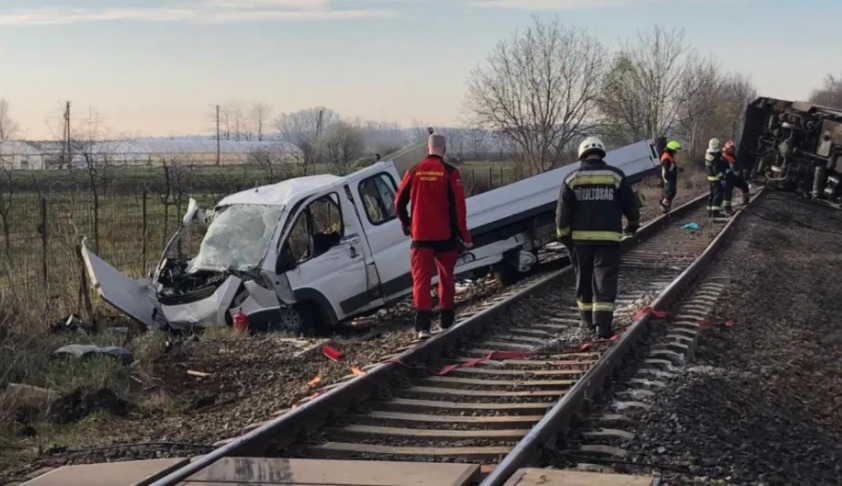 ouggaria-treno.jpg