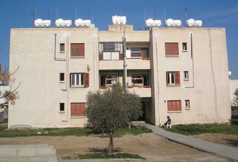 refugee-housing.jpg