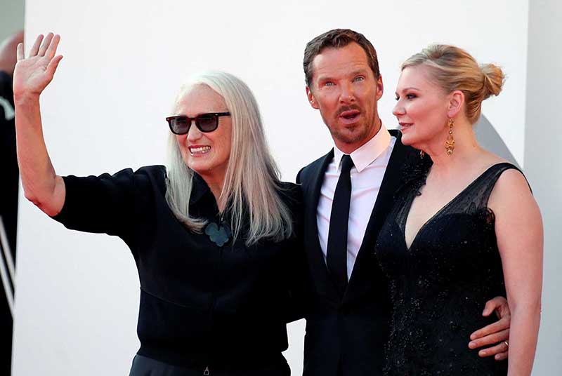 TV-col-Power-of-the-Dog-director-Jane-Campion-with-actors-Benedict-Cumberbatch-and-Kirsten-Dun...jpg