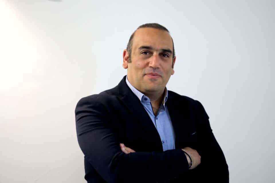 Yiannis-Karousos-960x640.jpg